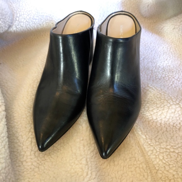 Black Marc Fisher mules size 7.5 - Picture 1 of 5